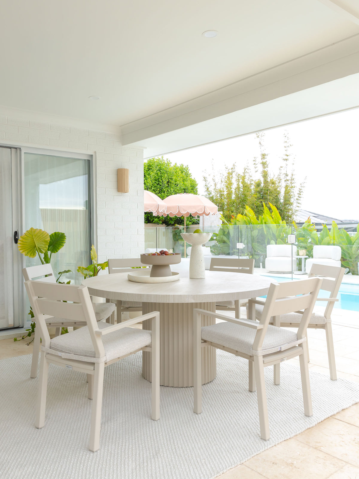 HAAUS 7 Alfresco Dining