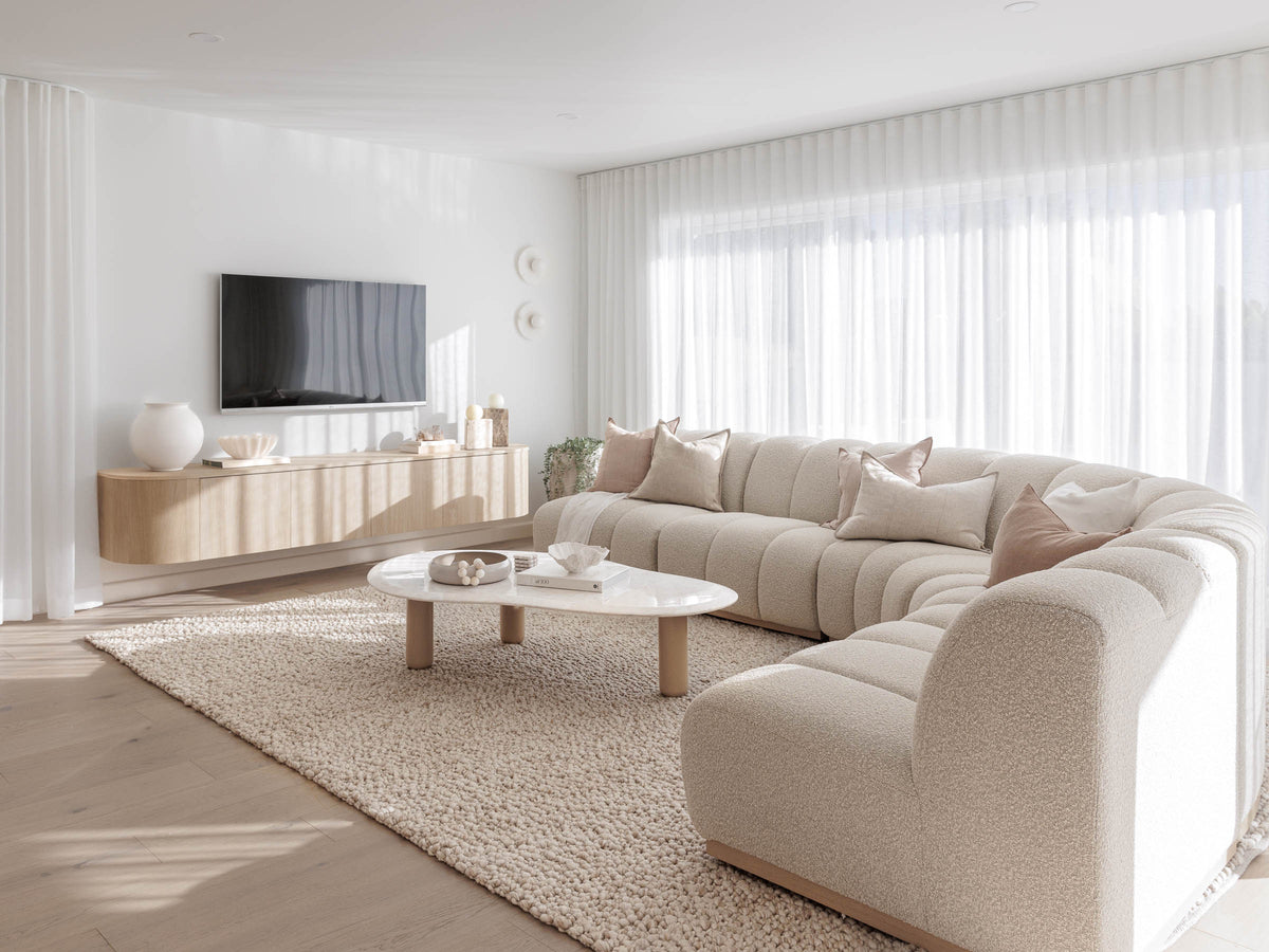 HAAUS 7 Living Room hero