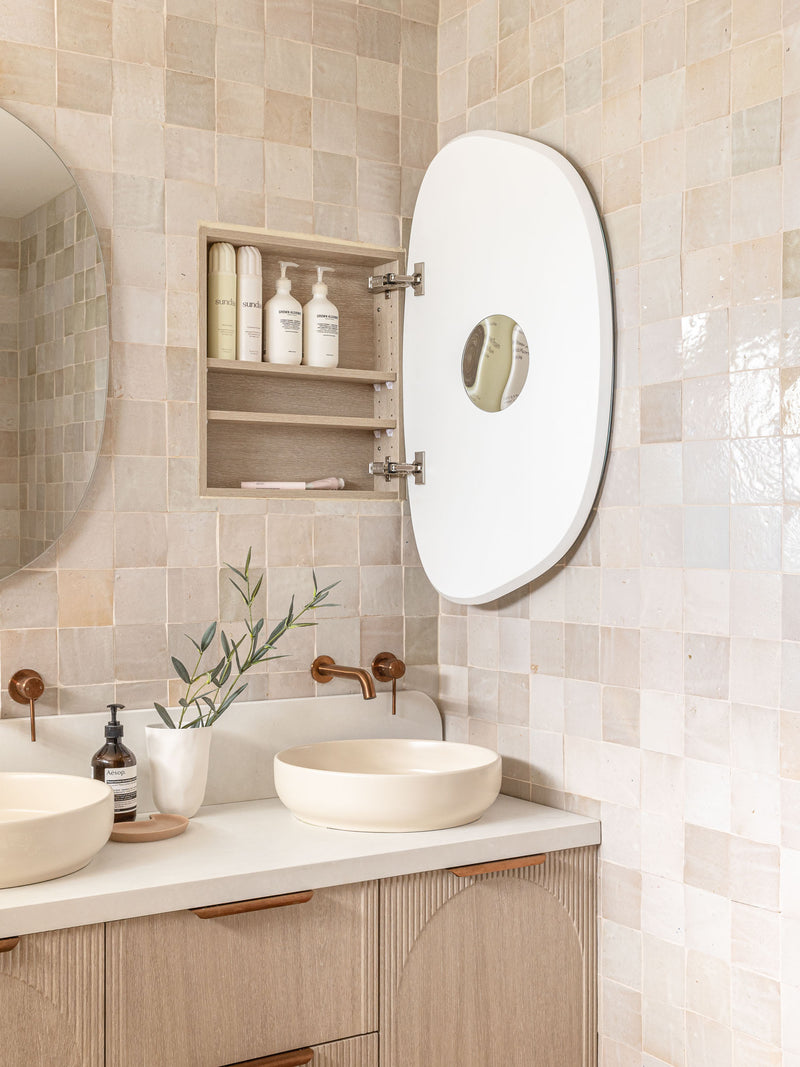 HAAUS 7 Main Bathroom 02 (WR06)