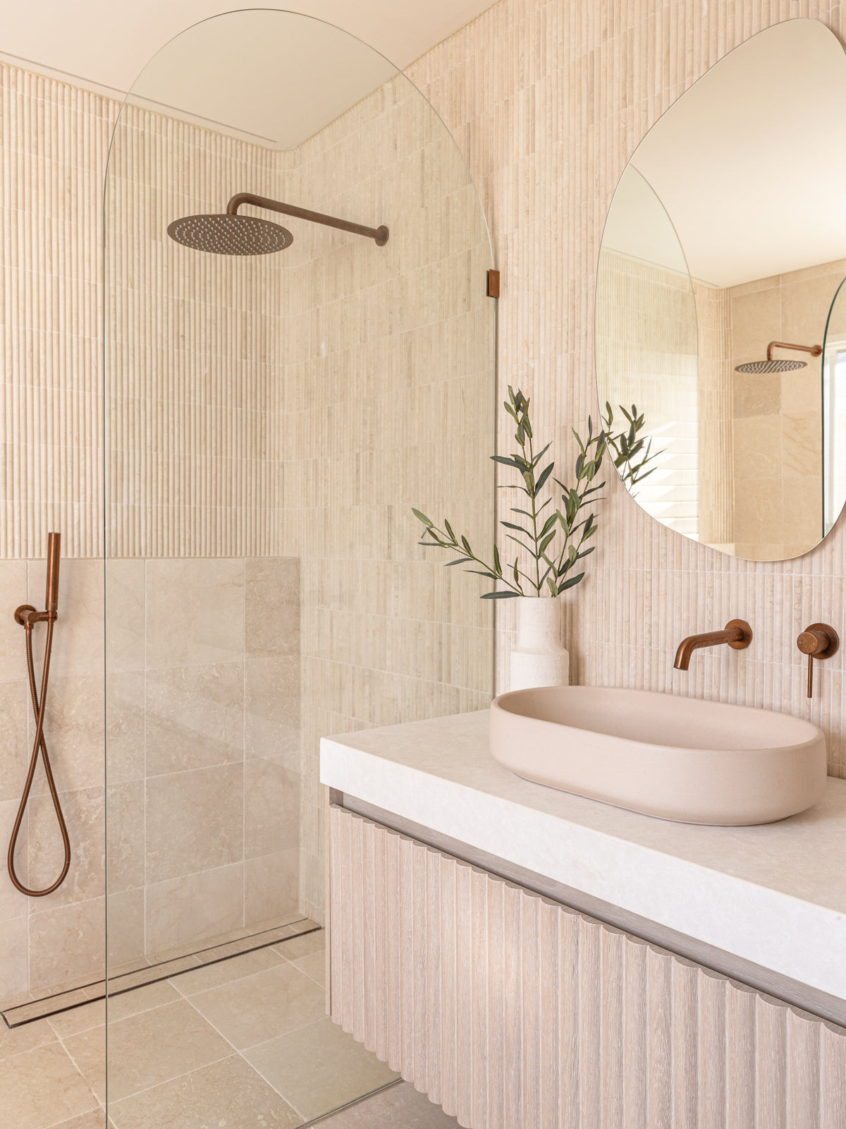HAAUS 7 Main Ensuite Hero HR03